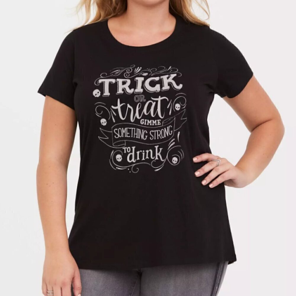 Torrid Trick or Treat Black Crew Neck Tee 2x drink